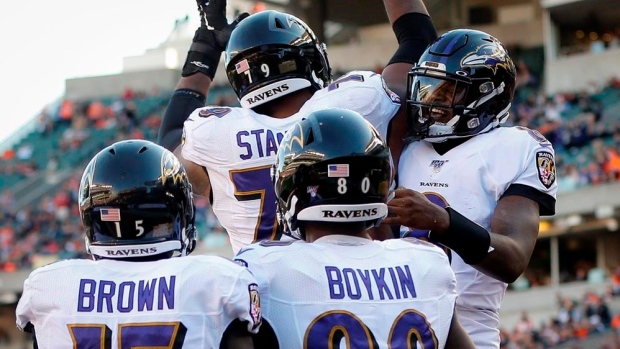 Lamar Jackson throws 5 TD passes as Ravens rout Dolphins 59-10