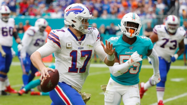 Josh Allen throws 3 TD passes to help Bills beat Miami 37-20 - The San  Diego Union-Tribune