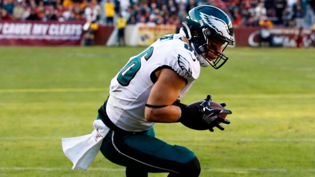 Zach Ertz, Lane Johnson among injured Eagles getting 'better