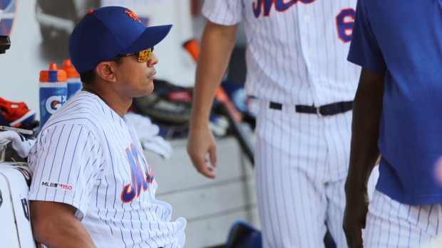 New York Mets manager Luis Rojas thanks famous father, brother 