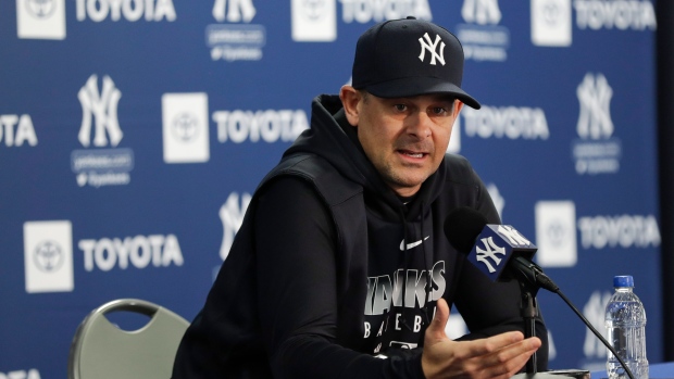 Yankees finalize Boone's coaching staff for 2022