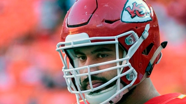 NFL COVID-19 outbreak: Jets' Laurent Duvernay-Tardif weighs in on