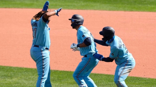 Danny Jansen's walk-off single caps Jays comeback as they sweep