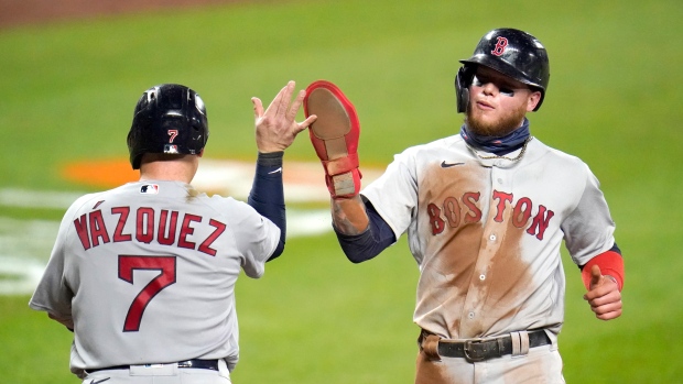 Red Sox trade Darwinzon Hernandez to Orioles for cash considerations