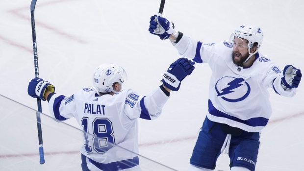 Ondrej Palat scores in final minute; Lightning top Rangers in Game