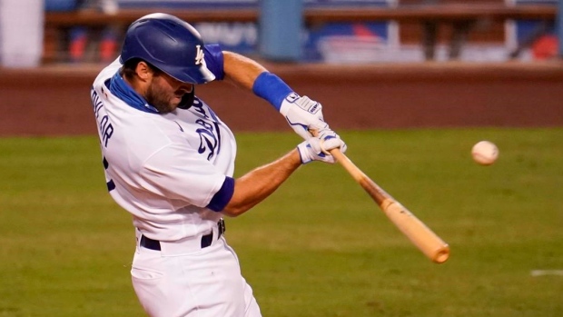 Dodgers' Chris Taylor won't start Game 6 against Braves