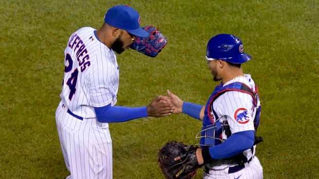 Hendricks returns to mound, but Cubs deliver dismal performance