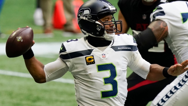 Russell Wilson's throws four TD passes as the Seattle Seahawks roll past  the San Francisco 49ers: Live updates recap, score, stats and more 