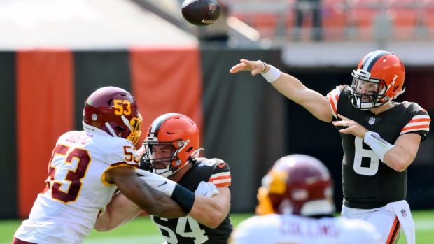 Browns' Baker Mayfield, Nick Chubb help team to first win of 2020 season