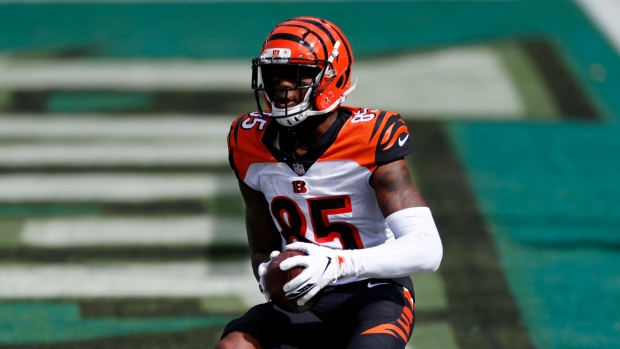 Fantasy football waiver wire: Target WRs Justin Jefferson, Tee Higgins