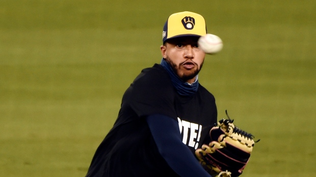 Devin Williams left off Brewers' Wild Card roster due to arm issue