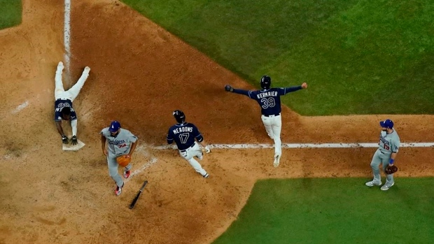 Tampa Bay Rays tie Los Angeles Dodgers in World Series