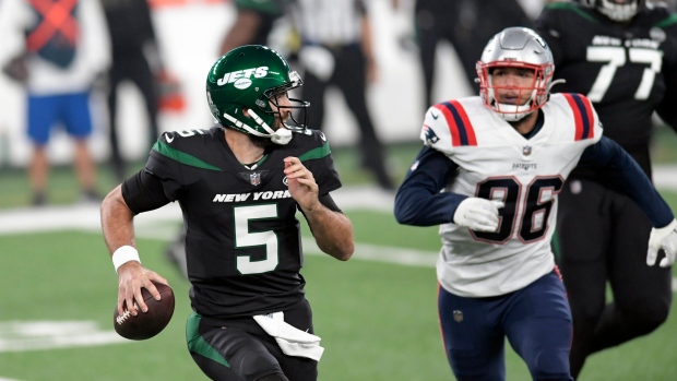 New York Jets' Joe Flacco to start as QB against Miami Dolphins on Sunday