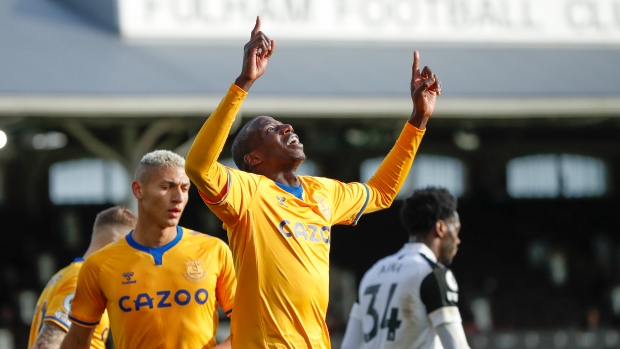 Everton's Abdoulaye Doucoure celebrates in match against Fulham 