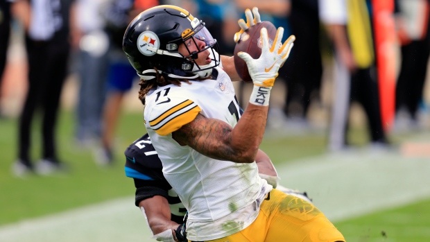 Steelers move to 10-0 with four interceptions in 27-3 victory over