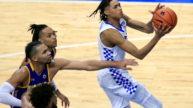 Kentucky's Boston decided to enter NBA draft