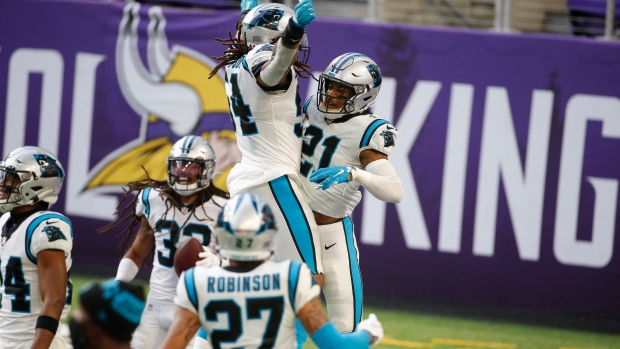 Panthers' Jeremy Chinn scores 2 defensive touchdowns on back-to