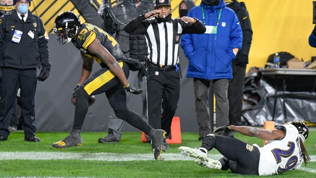 Pittsburgh Steelers overcome rust, short-handed Baltimore Ravens