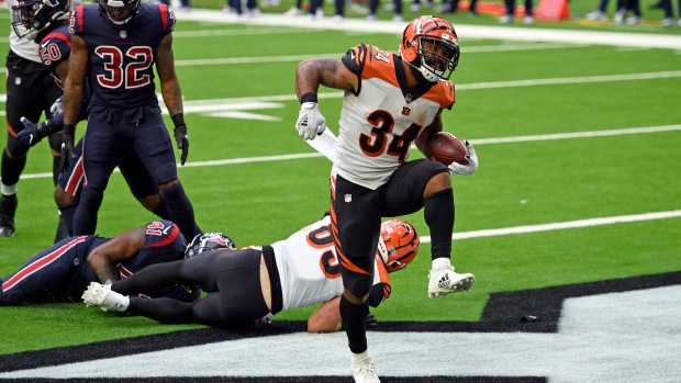 Bengals beat Texans 37-31 for first road win since 2018 - The San