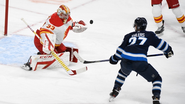 Gaudreau nets shootout winner as Flames beat Jets 4-3