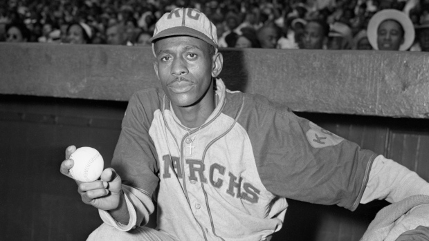 MLB makes Negro Leagues a major league, earns praise from Willie Mays and  more