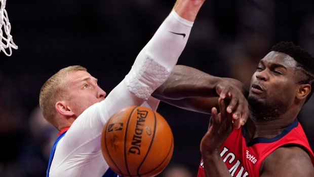 Mason Plumlee and Zion Williamson 