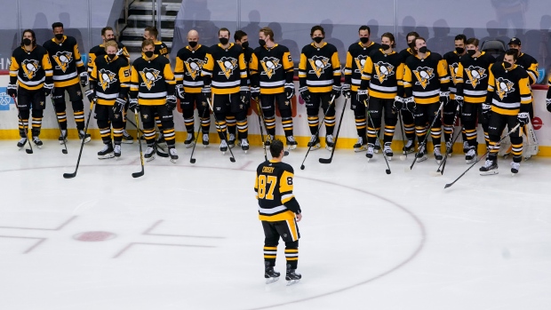 Penguins honor Sidney Crosby before his 1000th NHL game tonight. -  HockeyFeed