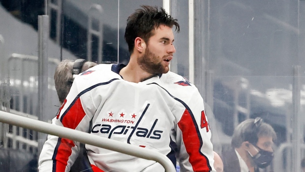 Tom Wilson scores, is ejected for hit to head in Capitals' win