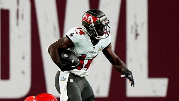 Chris Godwin Quad Injury Tampa Bay Buccaneers Dallas Cowboys - TSN.ca