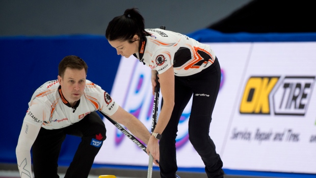 Kerri Einarson, Brad Gushue Win Opener At Canadian Mixed Doubles ...