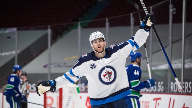 Flyers get shut out by the Winnipeg Jets, 4-0, in second-to-last game of  the season