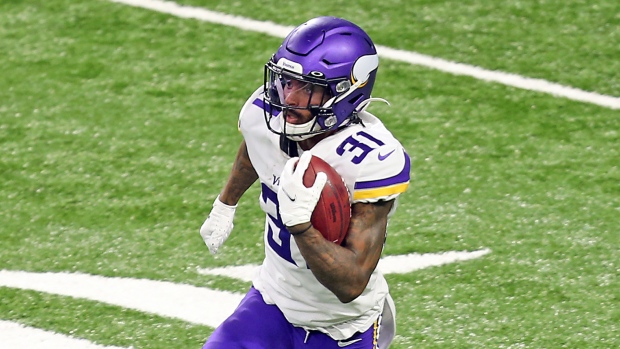 Vikings Re-Sign Ameer Abdullah