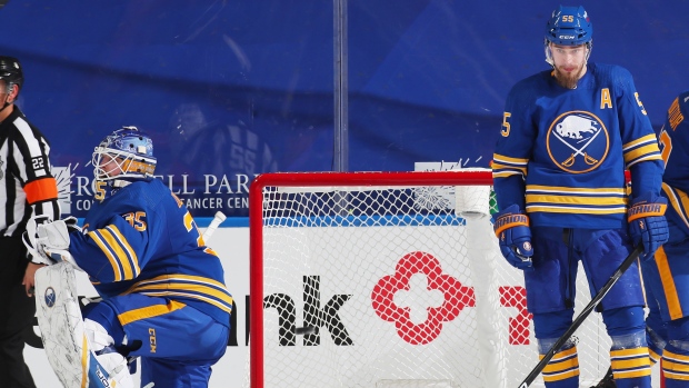 Sabres rally to beat Canucks, improve to 3-0