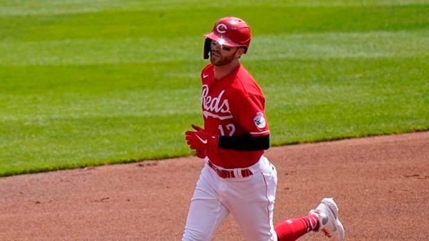 Reds, Pirates won't play Monday, awaiting COVID test results