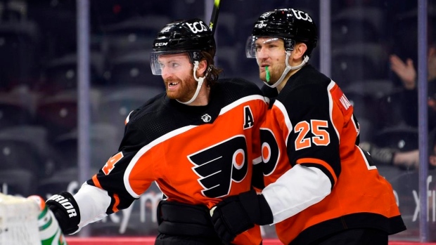 One positive of the #NHLFlyers being thrashed in Jersey tonight — Sean  Couturier made his return to NHL play for the first time in 646…