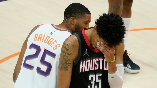 Photos: Phoenix Suns at Houston Rockets
