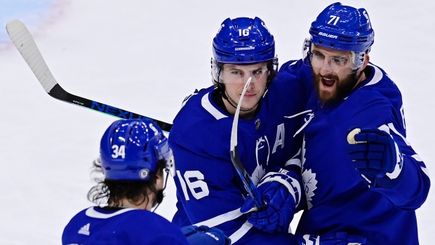 Matthews Scores 37th And 38th Goals Of The Season Toronto Maple Leafs Down Vancouver Canucks Tsn Ca