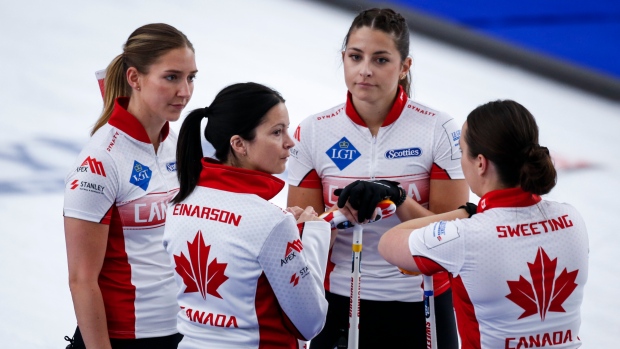 Canada S Team Kerri Einarson Falls To U S For 3rd Straight Loss At Women S Curling Worlds Tsn Ca