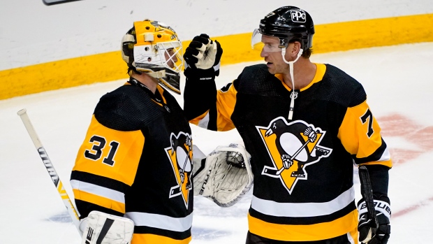 Jarry stays hot with 3rd shutout in last 5 games as Pens blank