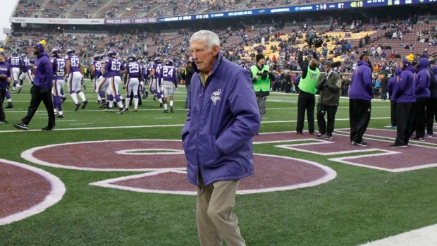 Former Minnesota Vikings head coach Jerry Burns dead at 94 