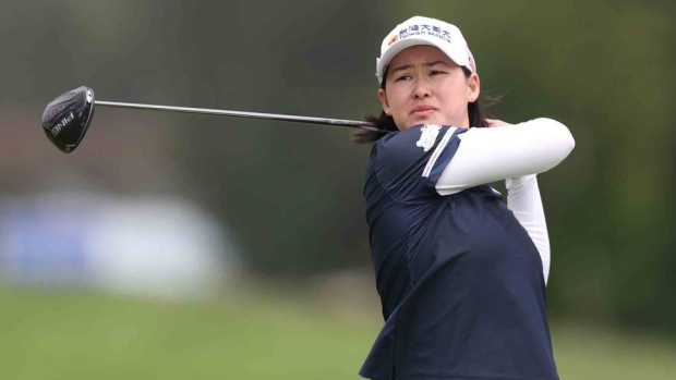 Min Lee takes 2-shot lead into final round at Lake Merced - TSN.ca