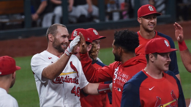 Goldschmidt hits 2 HRs, Cardinals lose to Giants