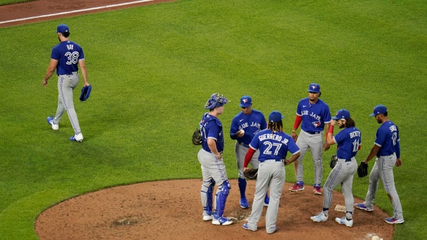 Manoah wins second straight start, Blue Jays beat A's 4-3