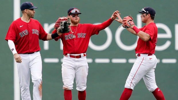 The Twins Walk it off in the 17th inning and Alex Cora gets mad, a