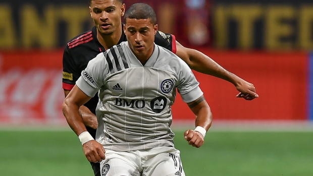 Columbus Crew re-sign forward Erik Hurtado