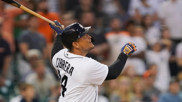 A career-first for Cabrera as Tigers down Giants in extras