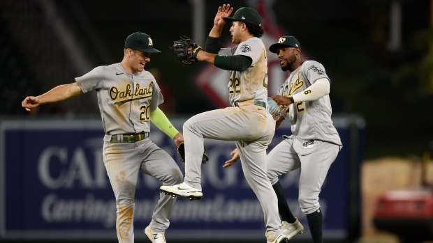 Oakland A's acquire Yan Gomes and Josh Harrison in trade with Washington  Nationals - Athletics Nation
