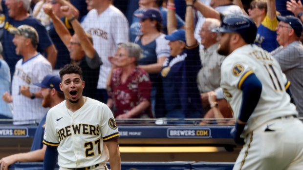 Tellez hits 2 homers against former team as Brewers top Blue Jays