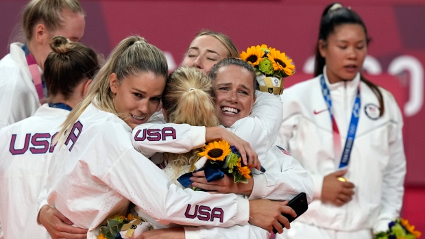 Olympics U.S. women's team volleyball gold medal Brazil Tokyo 2020 - TSN.ca