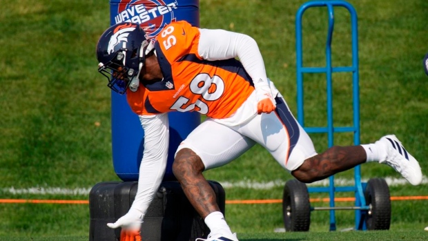 Von Miller - Denver Broncos …  Denver broncos, Denver broncos football,  Broncos